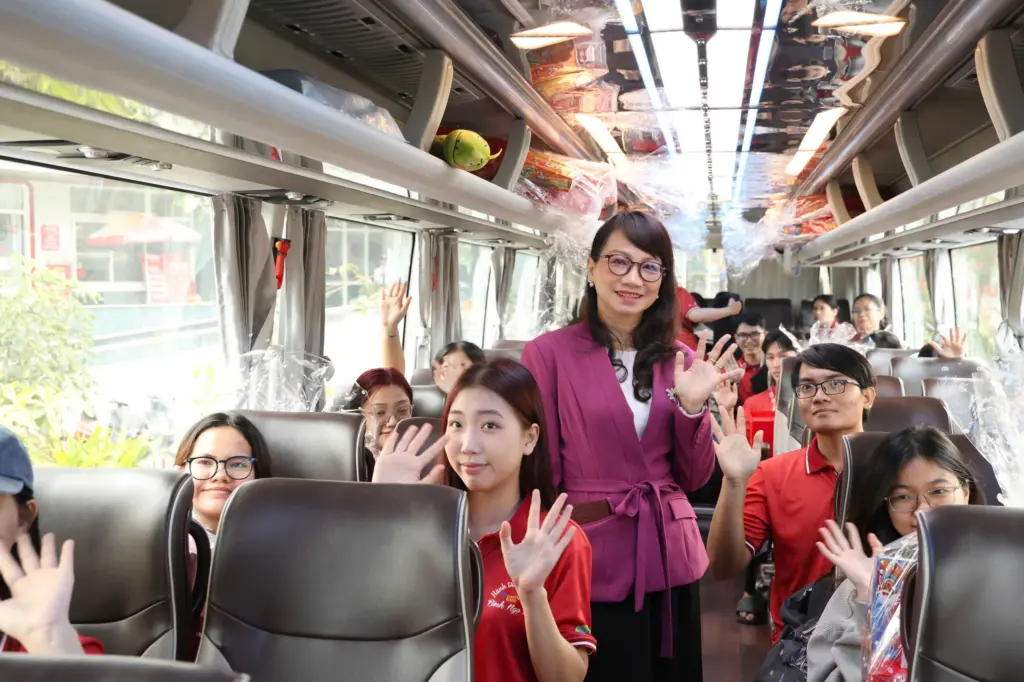 900 triệu đồng cho “Hành trình mùa xuân” đưa học sinh, sinh viên ĐHQG-HCM về quê đón Tết