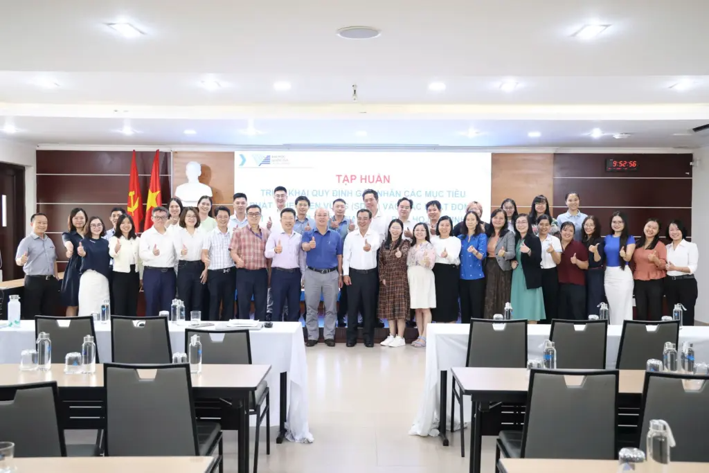 ĐHQG-HCM tập huấn triển khai gắn nhãn SDGs, thúc đẩy hoạt động phát triển bền vững trong toàn hệ thống