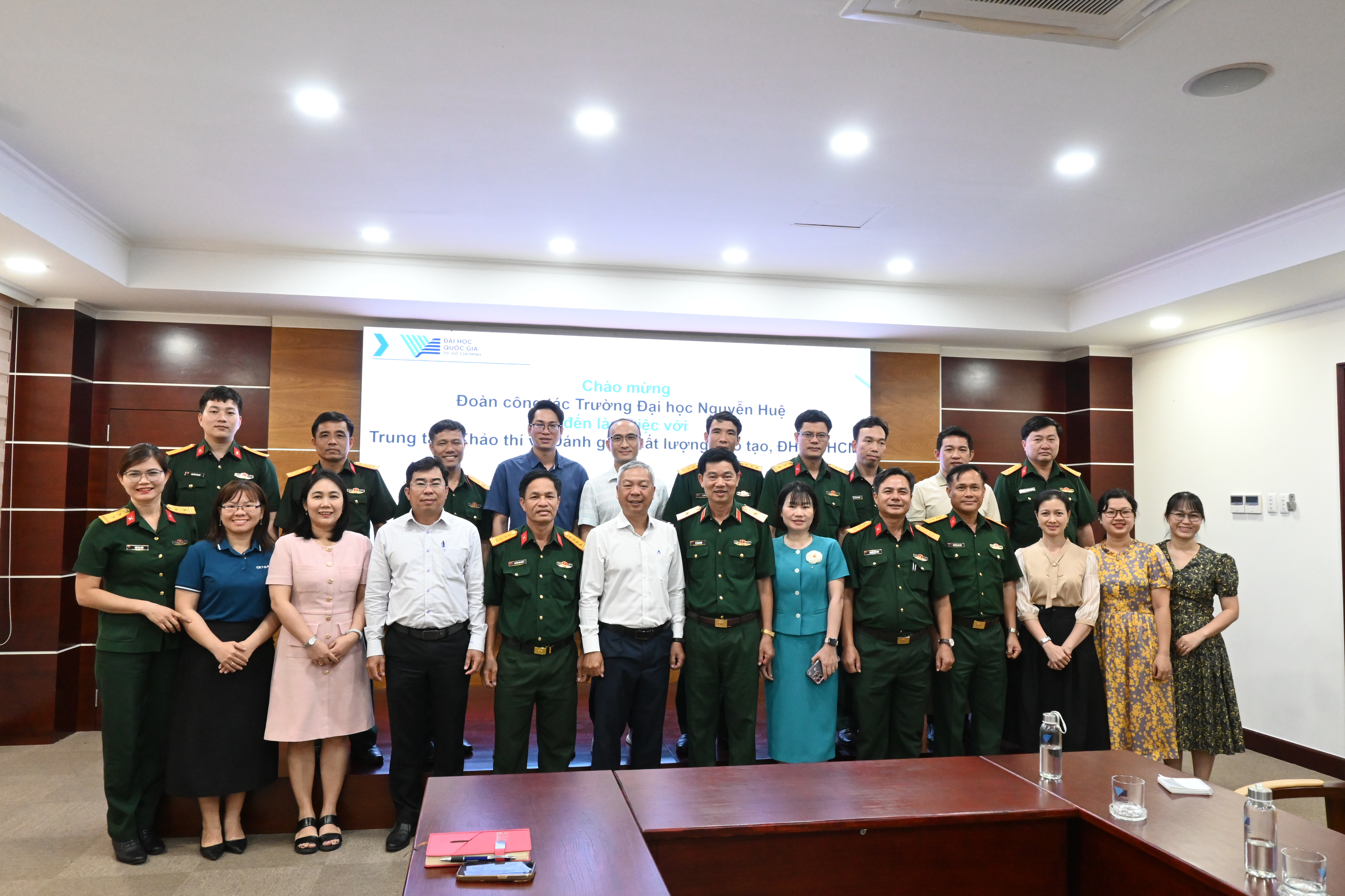 DSC_0421.JPG (8.47 MB)